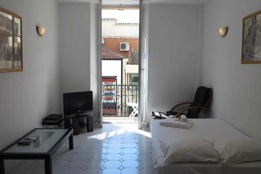 Viva Riviera - 5 Rue Commandant Andre kontakter